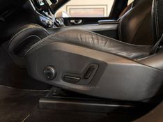 VOLVO XC60 2.0 T5 R DESIGN TURBO 2018/2018 AUTOGRIF MOTORS CAMPO BOM / Carros no Vale