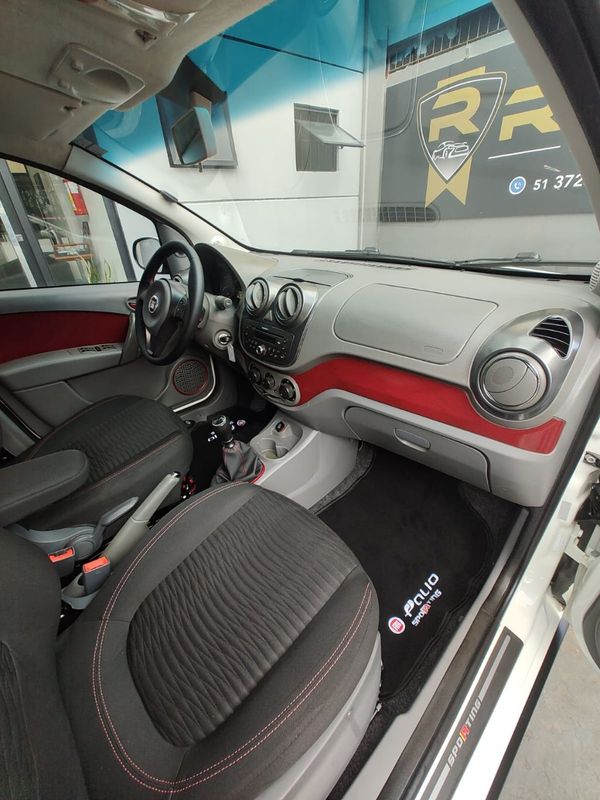 Fiat Palio SPORTING 1.6 16V 2012/2013 RENNER AUTOMÓVEIS LAJEADO / Carros no Vale