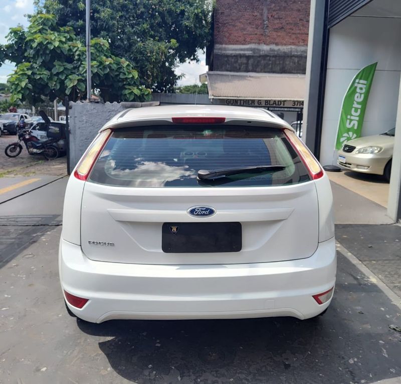 Ford Focus 1.6 S/SE/SE Plus 8V/16V 2012/2013 RENNER AUTOMÓVEIS LAJEADO / Carros no Vale Ford Focus 1.6 S/SE/SE Plus 8V/16V 2012/2013 RENNER AUTOMÓVEIS LAJEADO / Carros no Vale