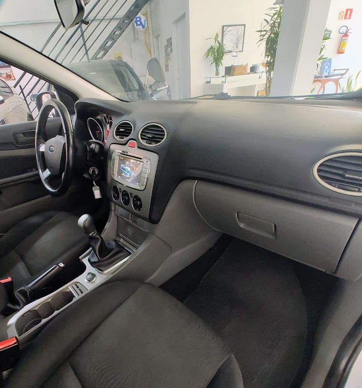 Ford Focus 1.6 S/SE/SE Plus 8V/16V 2012/2013 RENNER AUTOMÓVEIS LAJEADO / Carros no Vale Ford Focus 1.6 S/SE/SE Plus 8V/16V 2012/2013 RENNER AUTOMÓVEIS LAJEADO / Carros no Vale