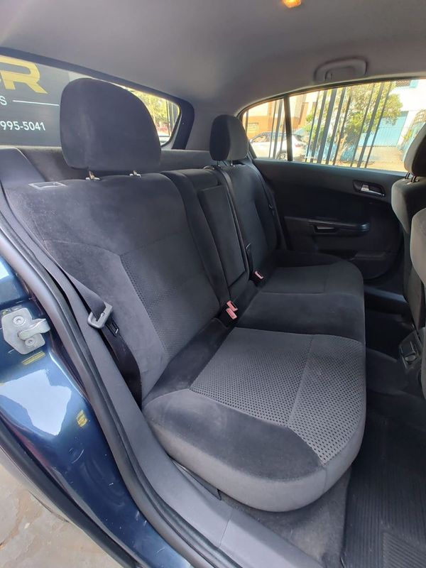 CHEVROLET Vectra GT 2.0 MPFI 8V FlexPower Mec. 2009/2010 RENNER AUTOMÓVEIS LAJEADO / Carros no Vale