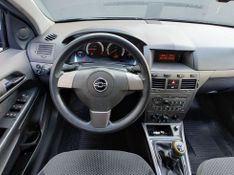 CHEVROLET Vectra GT 2.0 MPFI 8V FlexPower Mec. 2009/2010 RENNER AUTOMÓVEIS LAJEADO / Carros no Vale