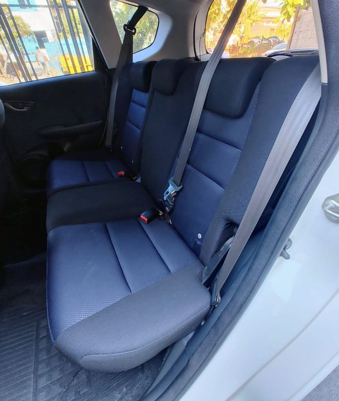 Honda Fit LX 1.4/ 8V/16V Mec. 2012/2013 RENNER AUTOMÓVEIS LAJEADO / Carros no Vale