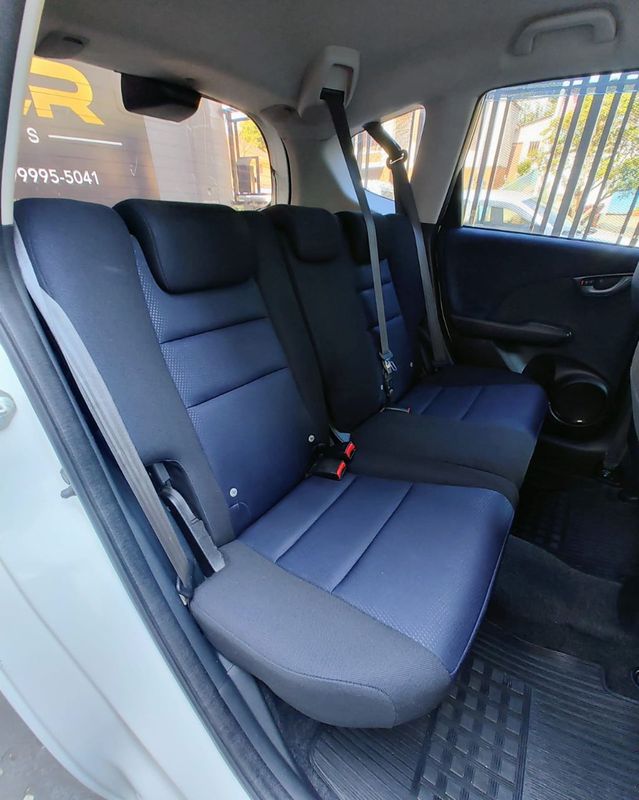 Honda Fit LX 1.4/ 8V/16V Mec. 2012/2013 RENNER AUTOMÓVEIS LAJEADO / Carros no Vale