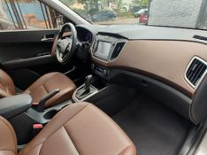 Hyundai Creta Prestige 2.0 16V 2017/2017 RENNER AUTOMÓVEIS LAJEADO / Carros no Vale