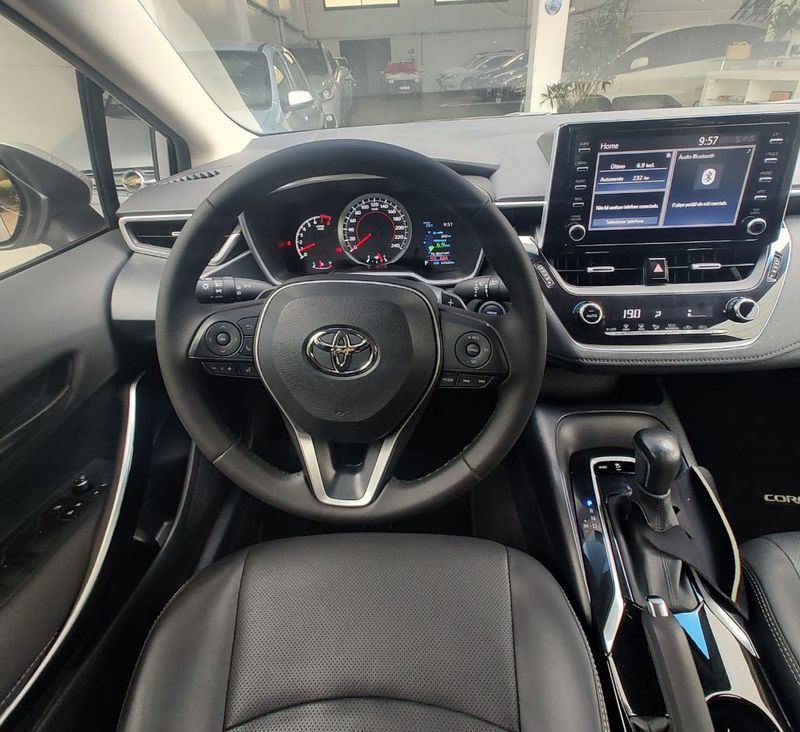 Toyota Corolla XEi 2.0 16V 2019/2020 RENNER AUTOMÓVEIS LAJEADO / Carros no Vale
