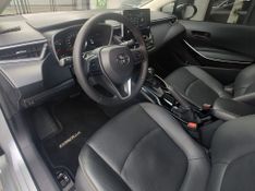 Toyota Corolla XEi 2.0 16V 2019/2020 RENNER AUTOMÓVEIS LAJEADO / Carros no Vale