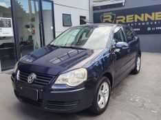 VOLKSWAGEN Polo 1.6 Mi/S.Ouro Mi Tot 8V 2010/2011 RENNER AUTOMÓVEIS LAJEADO / Carros no Vale