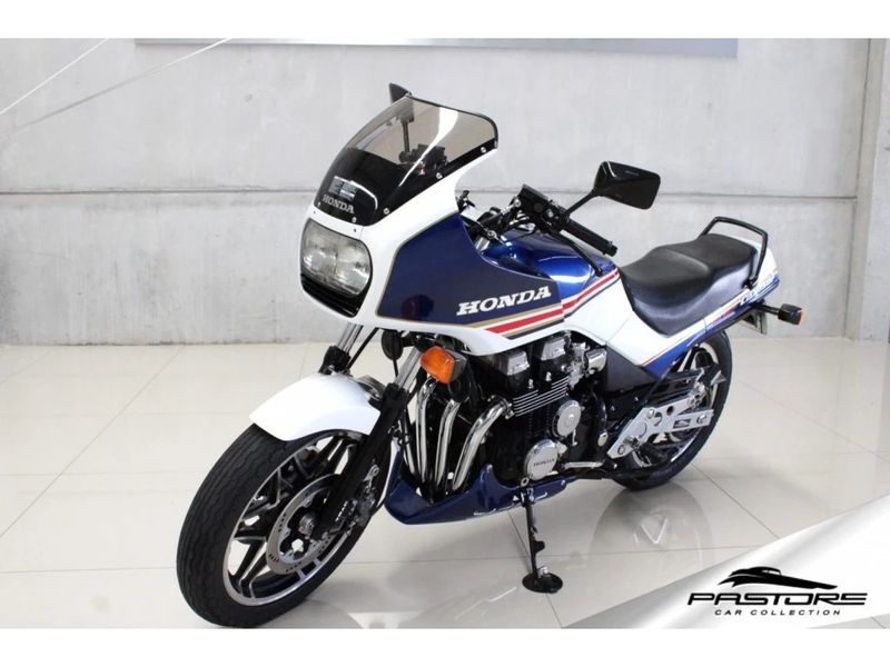 HONDA CBX 750 FOUR CBX 750 FOUR 1987/1988 PASTORE CAR COLLECTION BENTO GONÇALVES / Carros no Vale
