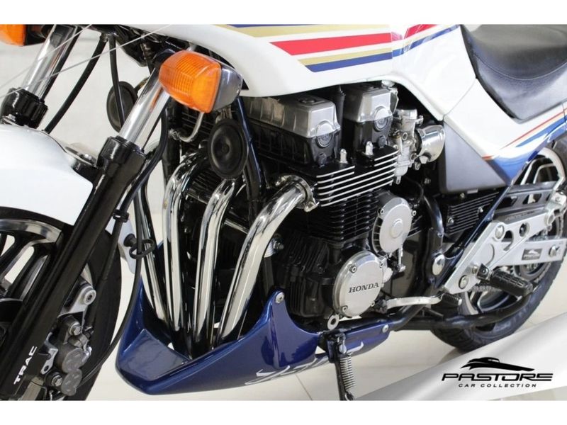 HONDA CBX 750 FOUR CBX 750 FOUR 1987/1988 PASTORE CAR COLLECTION BENTO GONÇALVES / Carros no Vale