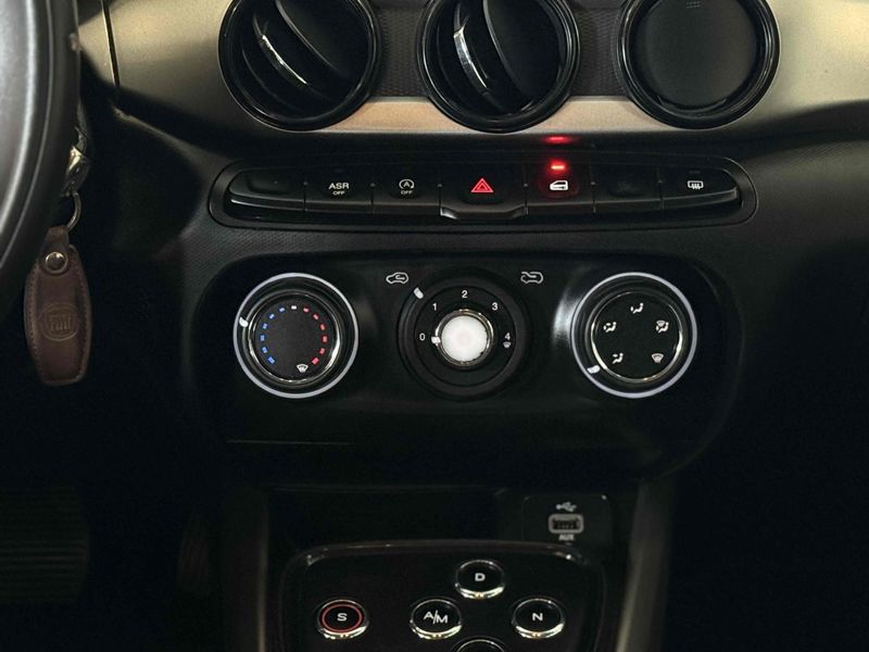 FIAT ARGO 1.3 FIREFLY DRIVE GSR 2018/2018 LEHMEN VEÍCULOS VENÂNCIO AIRES / Carros no Vale