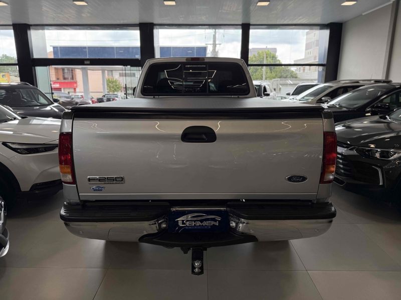 FORD F-250 3.9 XLT 4X4 CS 2008/2009 LEHMEN VEÍCULOS VENÂNCIO AIRES / Carros no Vale