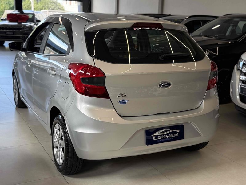 FORD KA 1.0 SE 12V 2016/2017 LEHMEN VEÍCULOS VENÂNCIO AIRES / Carros no Vale