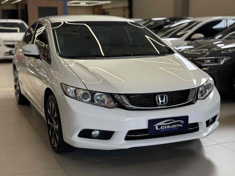 HONDA CIVIC 2.0 LXR 16V 2014/2015 LEHMEN VEÍCULOS VENÂNCIO AIRES / Carros no Vale