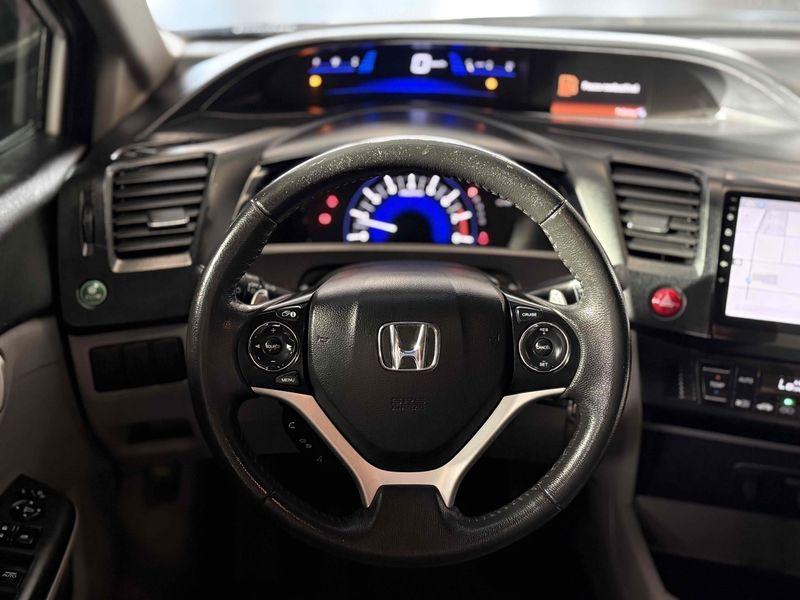 HONDA CIVIC 2.0 LXR 16V 2014/2015 LEHMEN VEÍCULOS VENÂNCIO AIRES / Carros no Vale