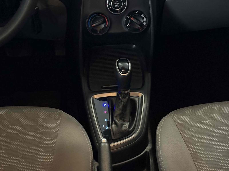 HYUNDAI HB20S 1.6 COMFORT PLUS 16V 2018/2018 LEHMEN VEÍCULOS VENÂNCIO AIRES / Carros no Vale