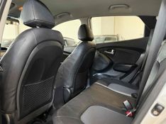 HYUNDAI IX35 2.0 MPFI GLS 4X2 16V 2012/2013 LEHMEN VEÍCULOS VENÂNCIO AIRES / Carros no Vale