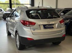 HYUNDAI IX35 2.0 MPFI GLS 4X2 16V 2012/2013 LEHMEN VEÍCULOS VENÂNCIO AIRES / Carros no Vale