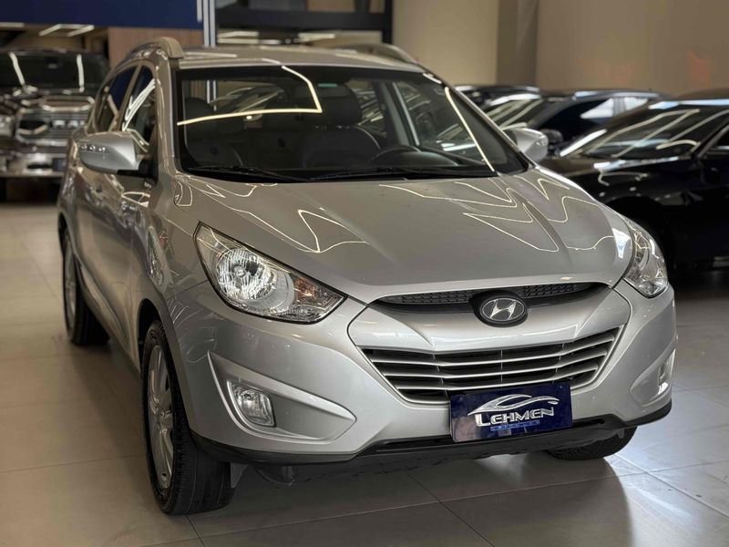 HYUNDAI IX35 2.0 MPFI GLS 4X2 16V 2012/2013 LEHMEN VEÍCULOS VENÂNCIO AIRES / Carros no Vale