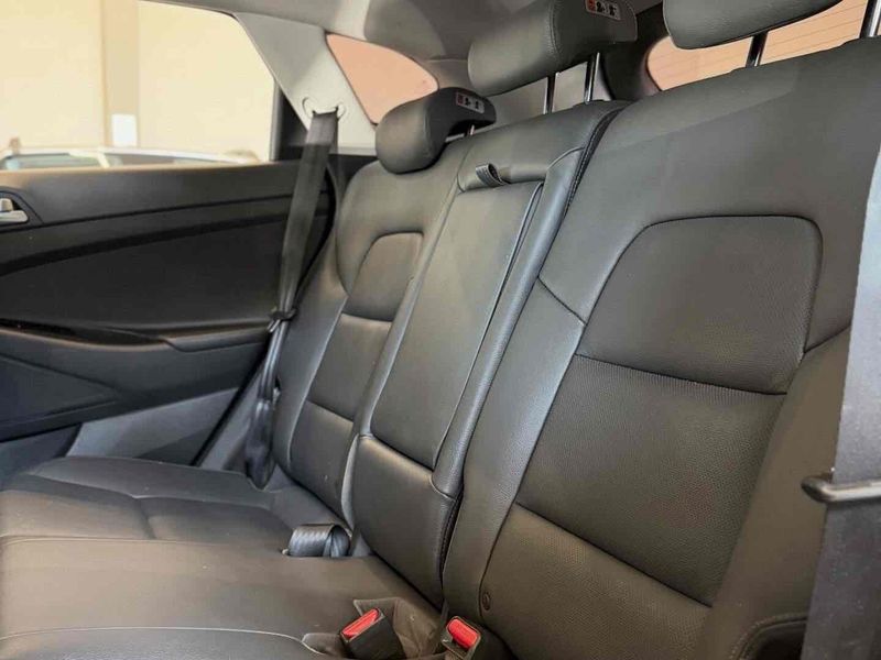 HYUNDAI TUCSON 1.6 16V T-GDI GLS ECOSHIFT 2018/2019 LEHMEN VEÍCULOS VENÂNCIO AIRES / Carros no Vale