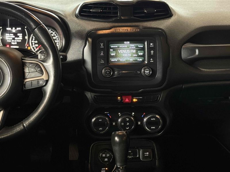 JEEP RENEGADE 2.0 16V TURBO LONGITUDE 4X4 2015/2016 LEHMEN VEÍCULOS VENÂNCIO AIRES / Carros no Vale