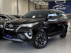 TOYOTA HILUX SW4 2.8 SRX DIAMOND 4X4 7 LUGARES 16V TURBO INTERCOOLER 2018/2019 LEHMEN VEÍCULOS VENÂNCIO AIRES / Carros no Vale