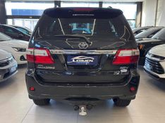 TOYOTA HILUX SW4 3.0 SRV 4X4 7 LUGARES 16V TURBO INTERCOOLER 2010/2010 LEHMEN VEÍCULOS VENÂNCIO AIRES / Carros no Vale