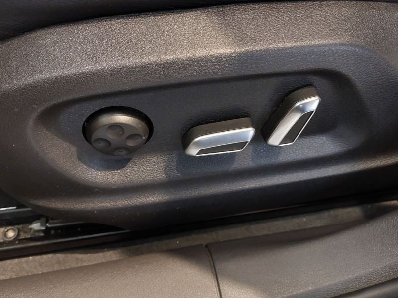 Audi Q3 2.0 TFSI AMBIENTE QUATTRO 4P GASOLINA S TRONIC 2018/2018 BETIOLO NOVOS E SEMINOVOS LAJEADO / Carros no Vale