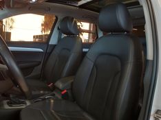 Audi Q3 2.0 TFSI AMBIENTE QUATTRO 4P GASOLINA S TRONIC 2018/2018 BETIOLO NOVOS E SEMINOVOS LAJEADO / Carros no Vale