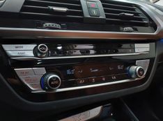 BMW X3 2.0 16V HÍBRIDO XDRIVE30E STEPTRONIC 2020/2021 BETIOLO NOVOS E SEMINOVOS LAJEADO / Carros no Vale