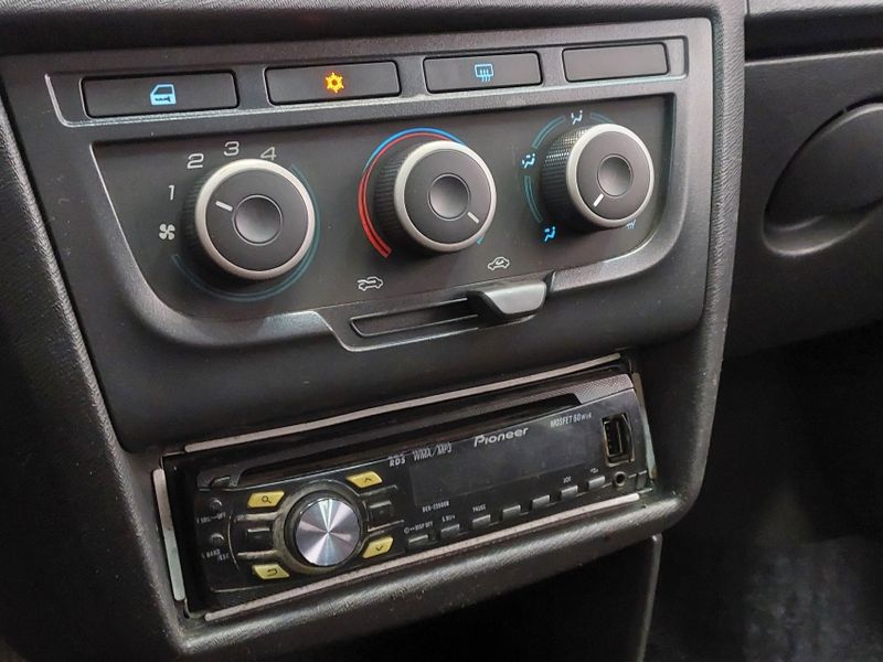 Chevrolet CELTA 1.0 MPFI LT 8V FLEX 4P MANUAL 2013/2014 BETIOLO NOVOS E SEMINOVOS LAJEADO / Carros no Vale Chevrolet CELTA 1.0 MPFI LT 8V FLEX 4P MANUAL 2013/2014 BETIOLO NOVOS E SEMINOVOS LAJEADO / Carros no Vale