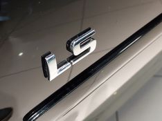 Chevrolet CLASSIC 1.0 MPFI LS 8V FLEX 4P MANUAL 2011/2012 BETIOLO NOVOS E SEMINOVOS LAJEADO / Carros no Vale