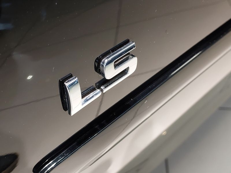 Chevrolet CLASSIC 1.0 MPFI LS 8V FLEX 4P MANUAL 2011/2012 BETIOLO NOVOS E SEMINOVOS LAJEADO / Carros no Vale