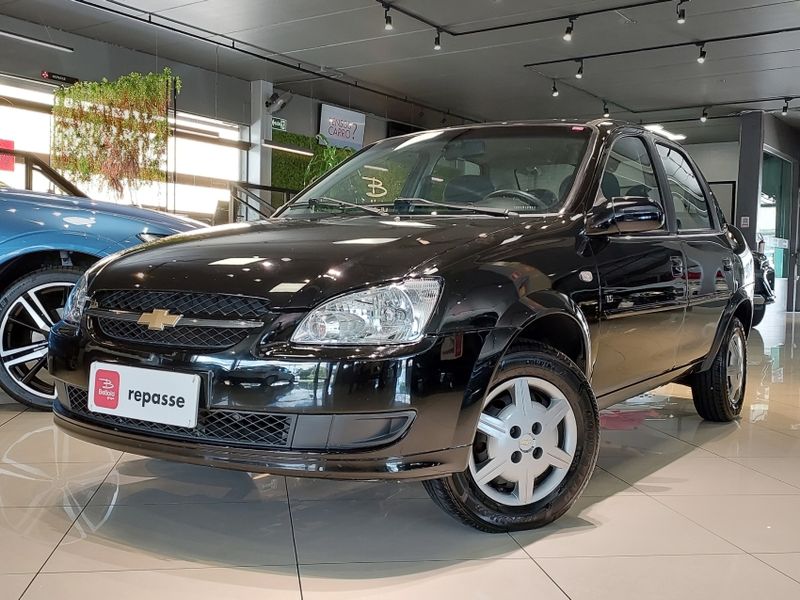 Chevrolet CLASSIC 1.0 MPFI LS 8V FLEX 4P MANUAL 2011/2012 BETIOLO NOVOS E SEMINOVOS LAJEADO / Carros no Vale