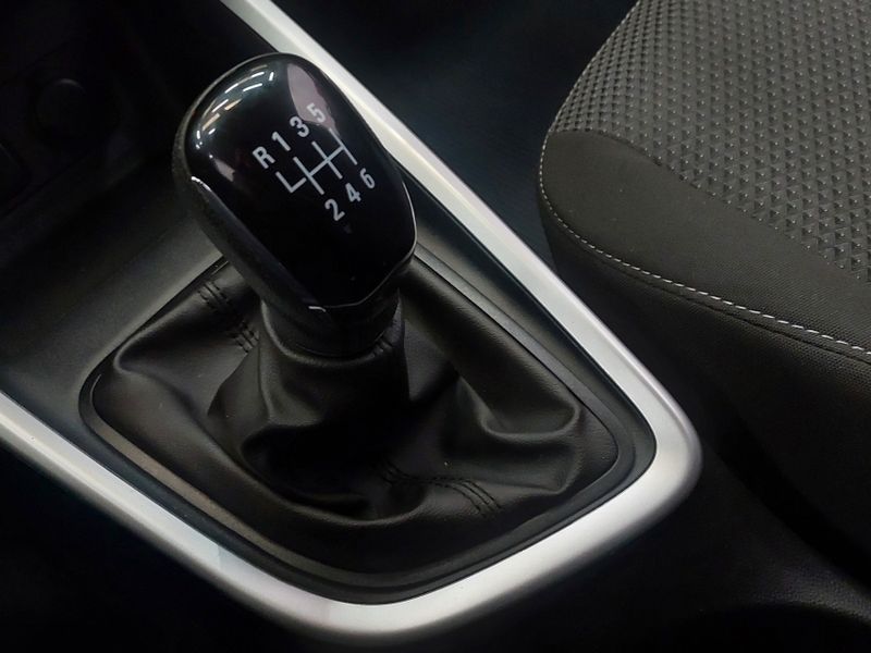 Chevrolet ONIX 1.0 FLEX LT MANUAL 2024/2024 BETIOLO NOVOS E SEMINOVOS LAJEADO / Carros no Vale