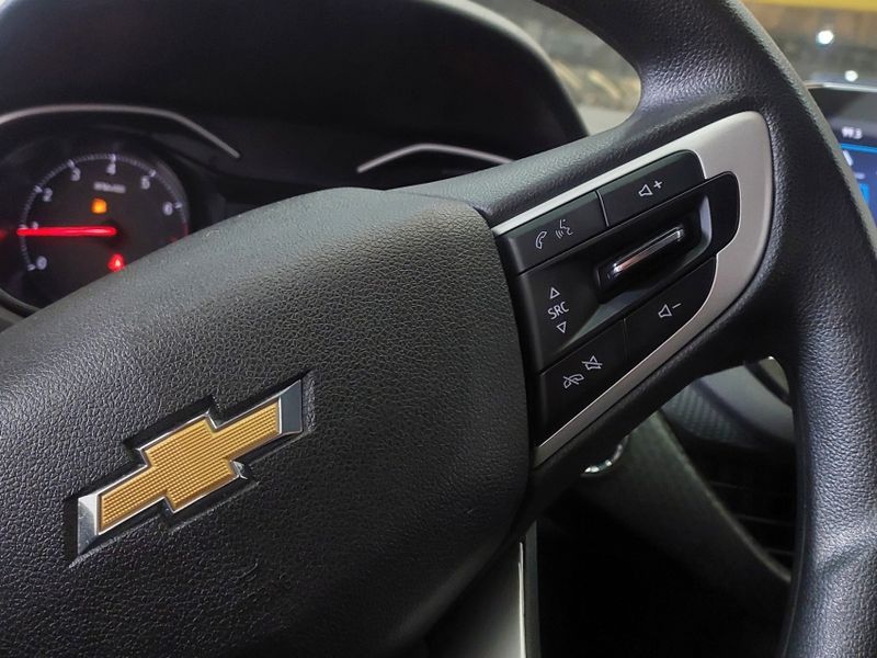 Chevrolet ONIX 1.0 FLEX LT MANUAL 2024/2024 BETIOLO NOVOS E SEMINOVOS LAJEADO / Carros no Vale