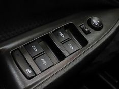 Chevrolet ONIX 1.0 FLEX LT MANUAL 2024/2024 BETIOLO NOVOS E SEMINOVOS LAJEADO / Carros no Vale