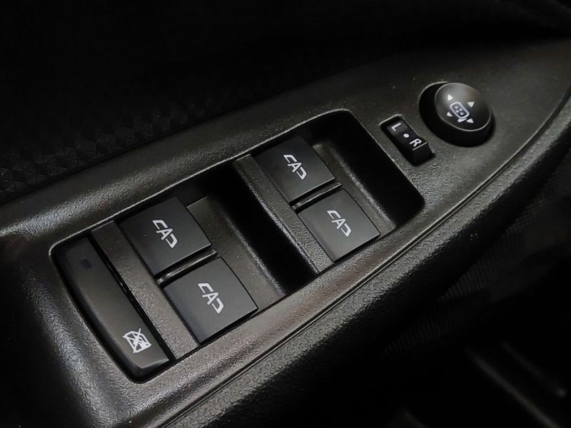 Chevrolet ONIX 1.0 FLEX LT MANUAL 2024/2024 BETIOLO NOVOS E SEMINOVOS LAJEADO / Carros no Vale