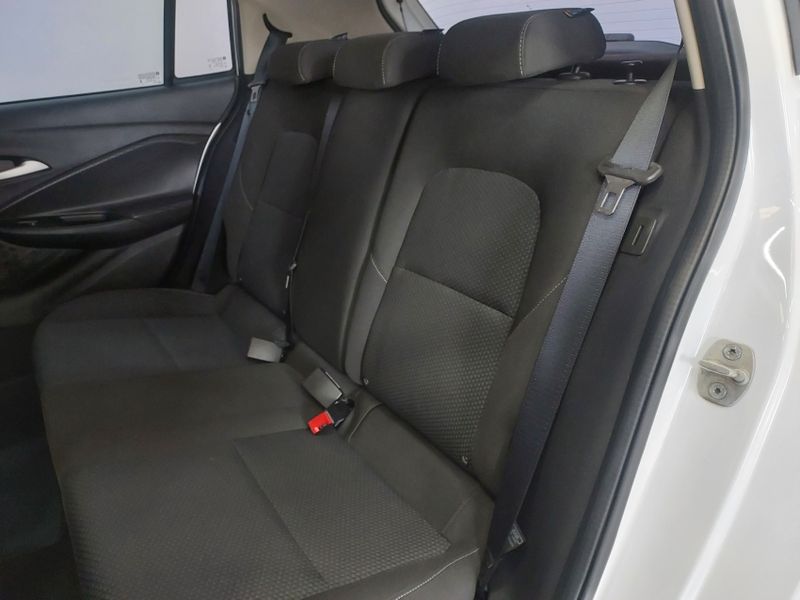 Chevrolet ONIX 1.0 FLEX LT MANUAL 2024/2024 BETIOLO NOVOS E SEMINOVOS LAJEADO / Carros no Vale