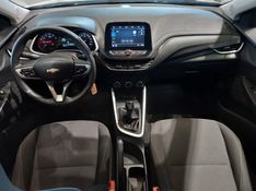 Chevrolet ONIX 1.0 FLEX PLUS LT MANUAL 2022/2023 BETIOLO NOVOS E SEMINOVOS LAJEADO / Carros no Vale