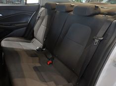 Chevrolet ONIX 1.0 FLEX PLUS LT MANUAL 2022/2023 BETIOLO NOVOS E SEMINOVOS LAJEADO / Carros no Vale