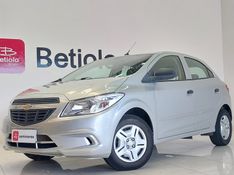Chevrolet ONIX 1.0 MPFI LS 8V FLEX 4P MANUAL 2014/2015 BETIOLO NOVOS E SEMINOVOS LAJEADO / Carros no Vale