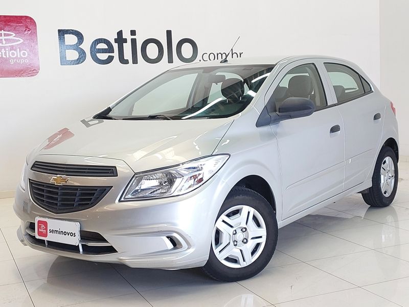Chevrolet ONIX 1.0 MPFI LS 8V FLEX 4P MANUAL 2014/2015 BETIOLO NOVOS E SEMINOVOS LAJEADO / Carros no Vale