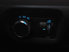 Chevrolet ONIX 1.0 MPFI LS 8V FLEX 4P MANUAL 2014/2015 BETIOLO NOVOS E SEMINOVOS LAJEADO / Carros no Vale