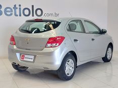 Chevrolet ONIX 1.0 MPFI LS 8V FLEX 4P MANUAL 2014/2015 BETIOLO NOVOS E SEMINOVOS LAJEADO / Carros no Vale