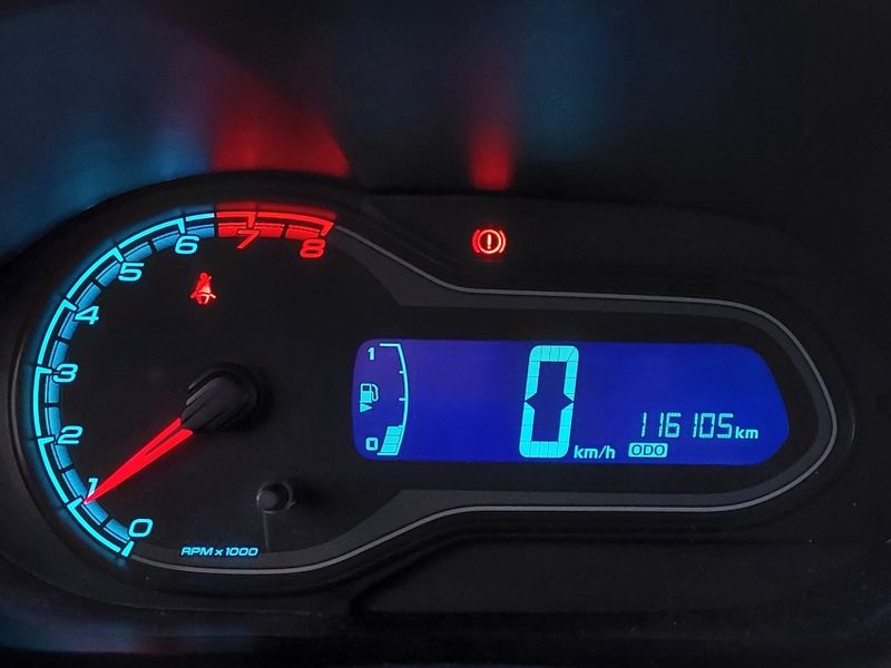 Chevrolet ONIX 1.0 MPFI LT 8V FLEX 4P MANUAL 2016/2016 BETIOLO NOVOS E SEMINOVOS LAJEADO / Carros no Vale