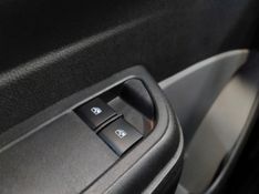 Chevrolet ONIX 1.0 MPFI LT 8V FLEX 4P MANUAL 2016/2016 BETIOLO NOVOS E SEMINOVOS LAJEADO / Carros no Vale