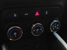 Chevrolet ONIX 1.0 TURBO FLEX LT AUTOMÁTICO 2022/2023 BETIOLO NOVOS E SEMINOVOS LAJEADO / Carros no Vale