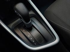 Chevrolet ONIX 1.0 TURBO FLEX LT AUTOMÁTICO 2024/2024 BETIOLO NOVOS E SEMINOVOS LAJEADO / Carros no Vale