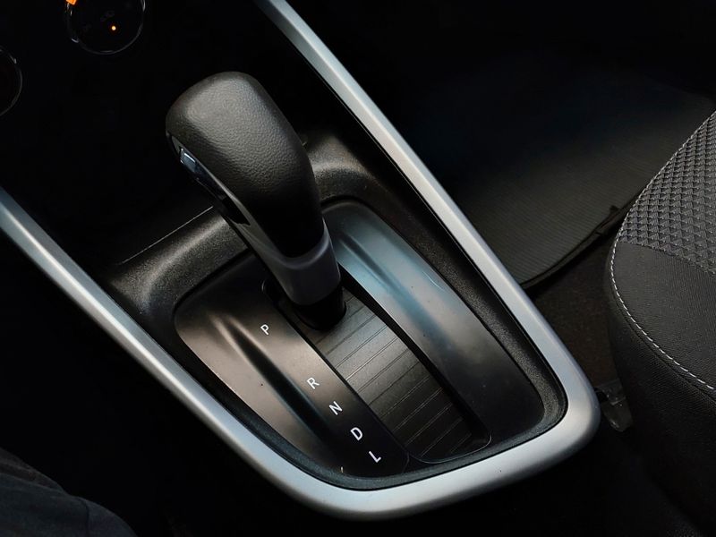 Chevrolet ONIX 1.0 TURBO FLEX LT AUTOMÁTICO 2022/2023 BETIOLO NOVOS E SEMINOVOS LAJEADO / Carros no Vale